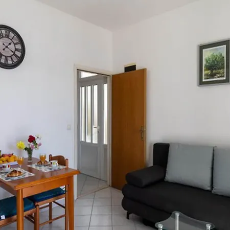 House Ra Ica - One Bedroom With Terrace And Sea View 2